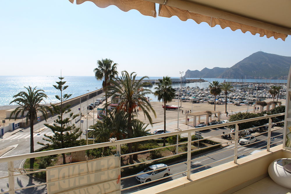 Amazing apartment on the seafront of Altea