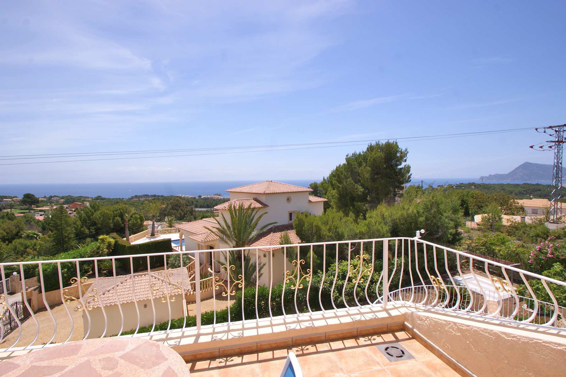 Wonderful Villa in the Sierra de Altea with sea views.