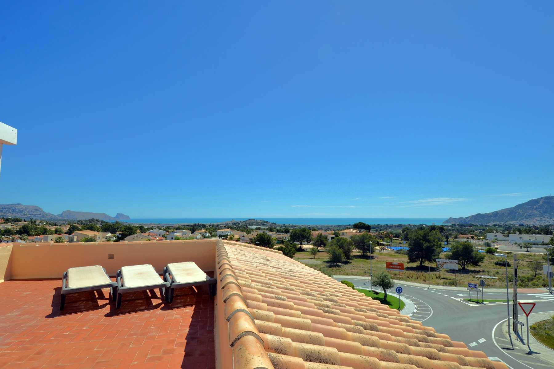 Large Villa with dream views in La Nucia