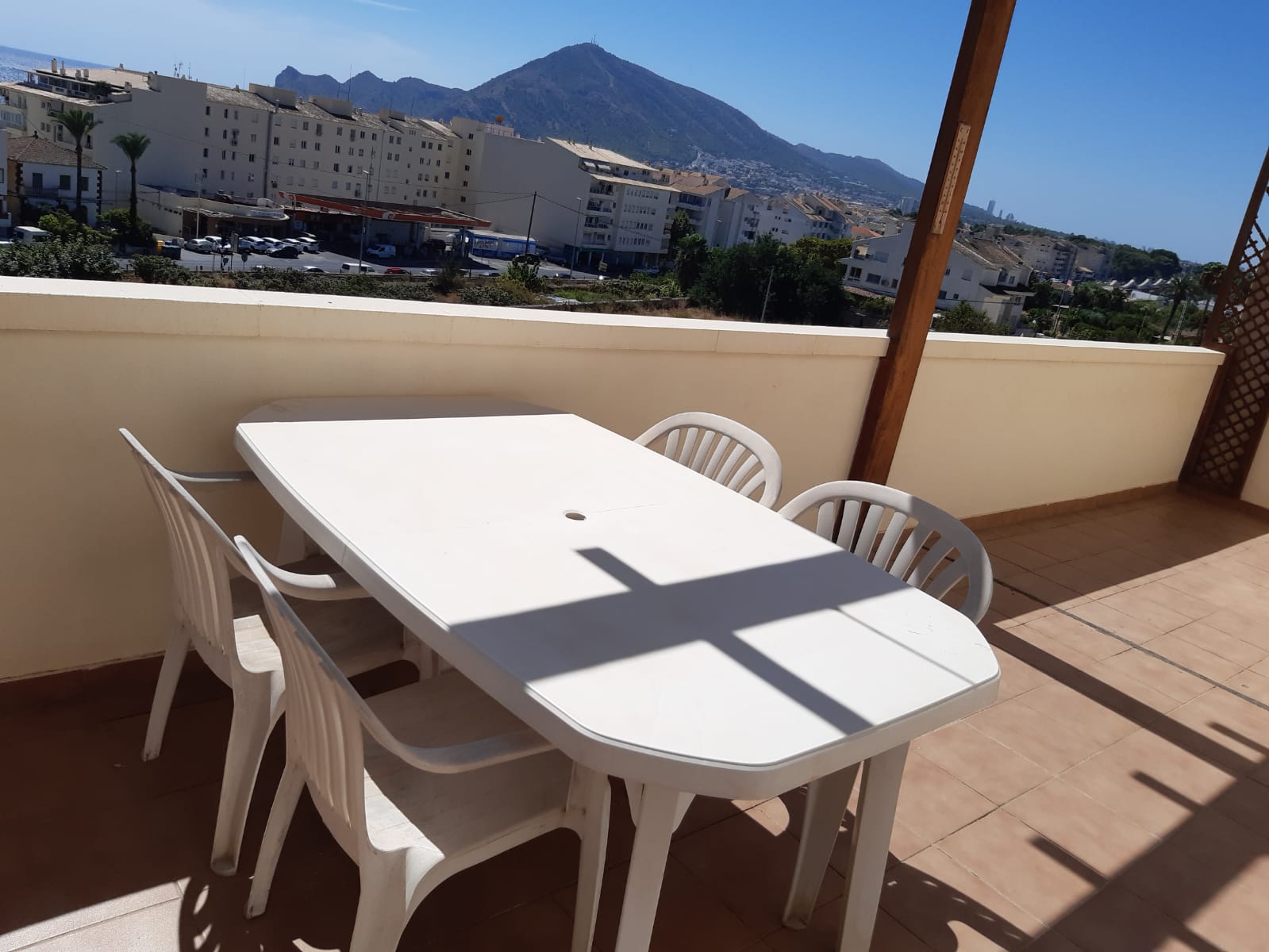 Beautiful duplex penthouse with pool and panoramic terrace over the Bay of Altea