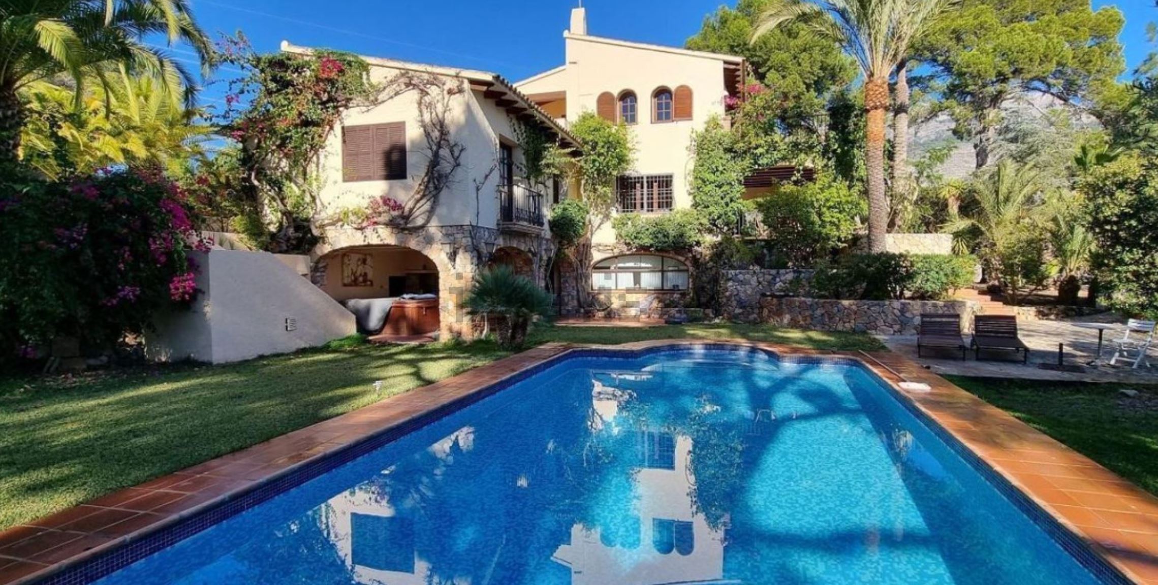 Villa zu verkaufen in Altea la Vella
